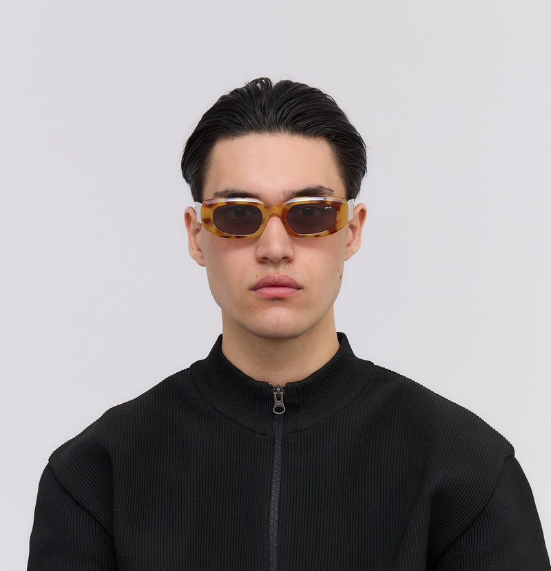 Bloom - Havana forever - James Ay - Model